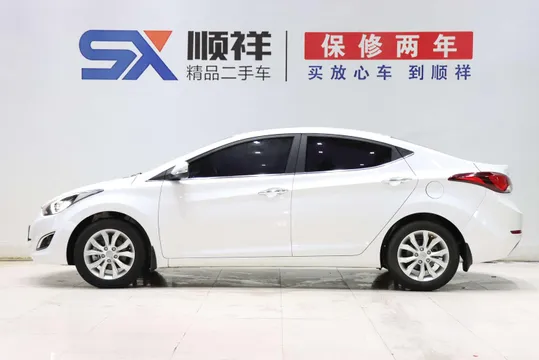 Hyundai Elantra (Avante)