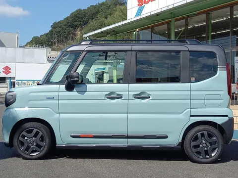 Suzuki Spacia Gear