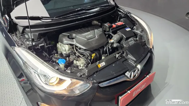 Hyundai Elantra (Avante)