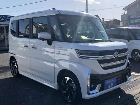 Suzuki Spacia Custom