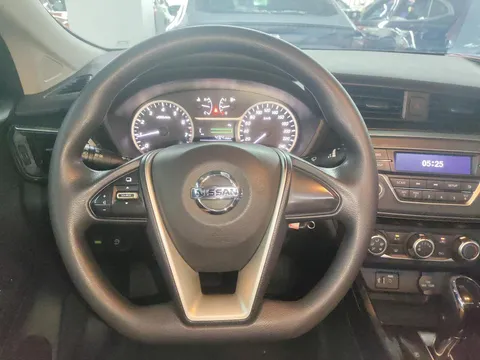 Nissan Bluebird