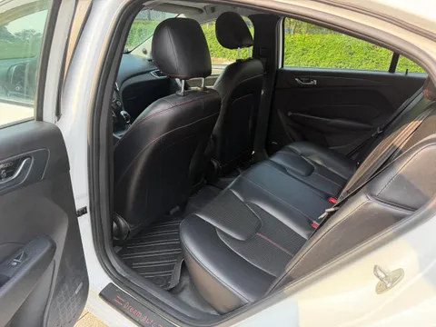 Chery Arrizo 5