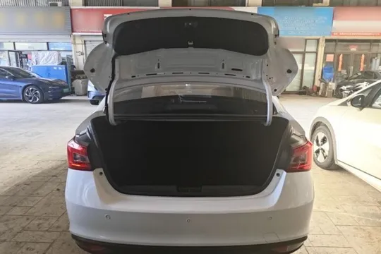 Chery Arrizo 5