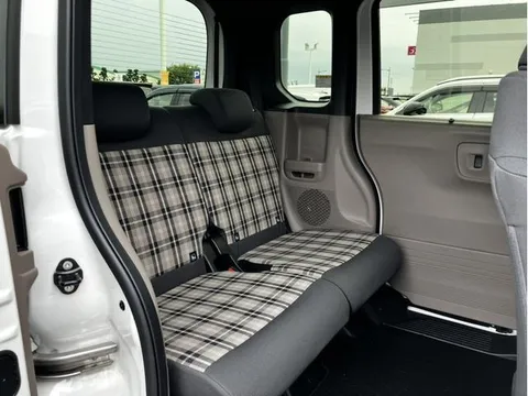 Honda N-BOX Joy