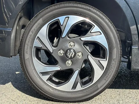 Suzuki Spacia Custom