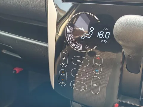 Mitsubishi eK Custom
