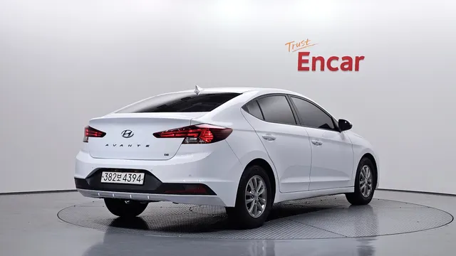 Hyundai Elantra (Avante)