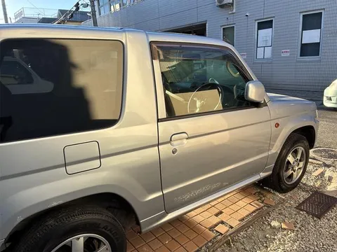 Mitsubishi Pajero Mini