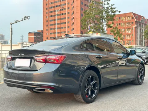 Chevrolet Malibu XL