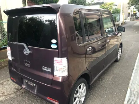 Daihatsu Move Conte