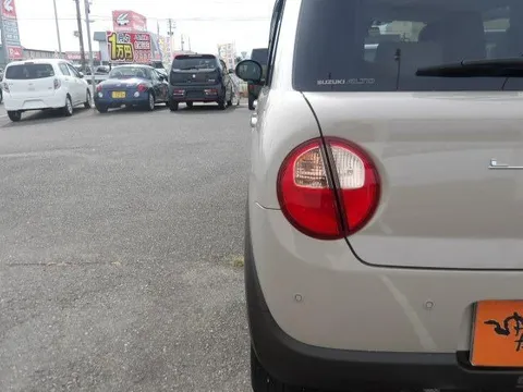 Suzuki Alto Lapin