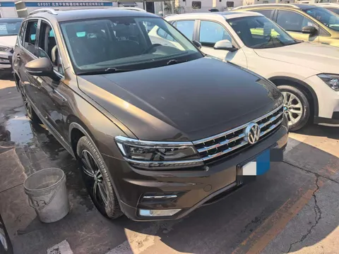 Volkswagen Tiguan L
