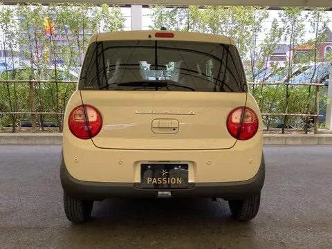Suzuki Alto Lapin