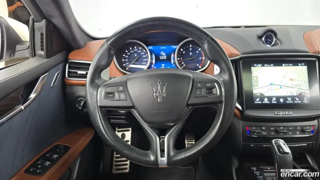 Maserati Ghibli