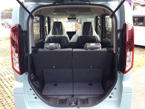 Suzuki Spacia