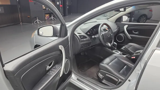 Renault SM3