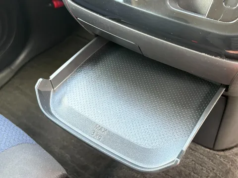 Mitsubishi eK X