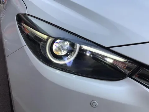 Mazda Axela Sport