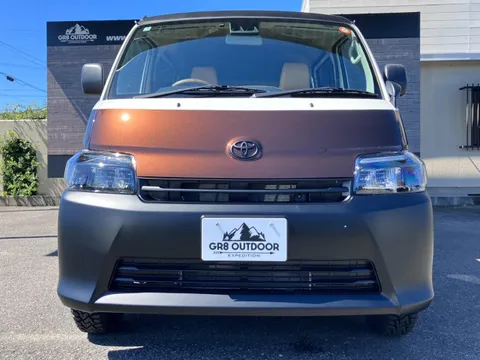Toyota TownAce Van