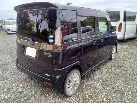 Suzuki Spacia Custom Z