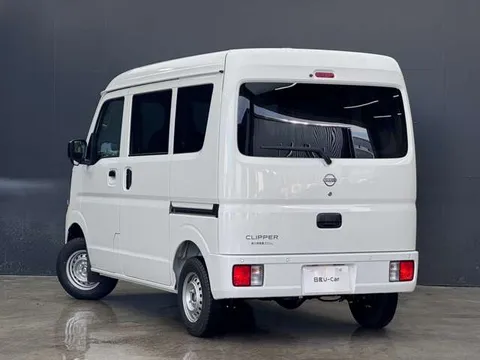 Nissan Clipper