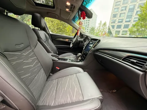 Cadillac ATS-L