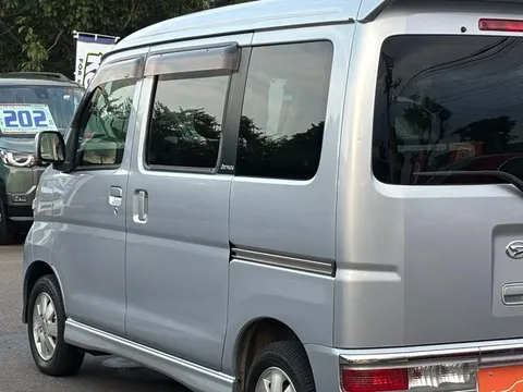 Daihatsu Atrai Wagon