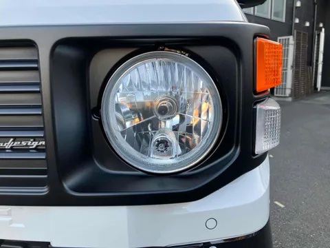 Mitsubishi Delica Mini