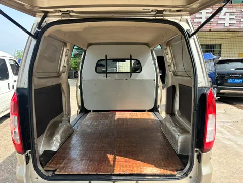 Wuling Hongguang V