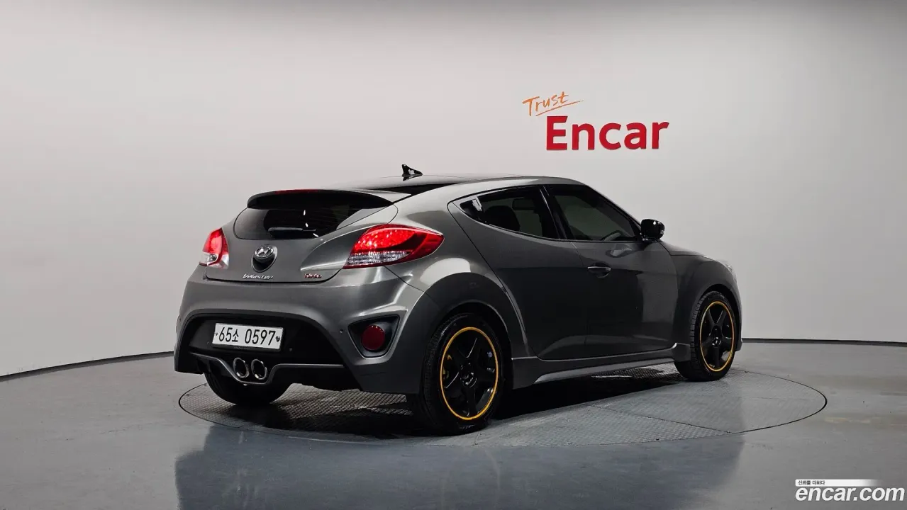 Hyundai Veloster