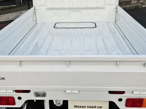 Nissan Clipper Truck