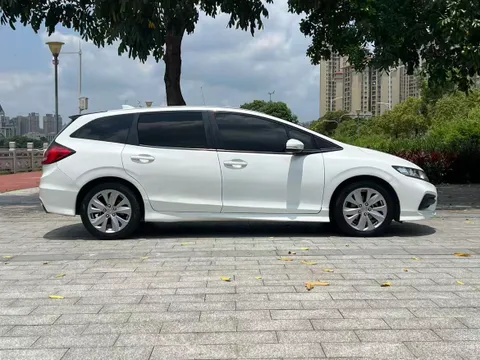 Honda Jade