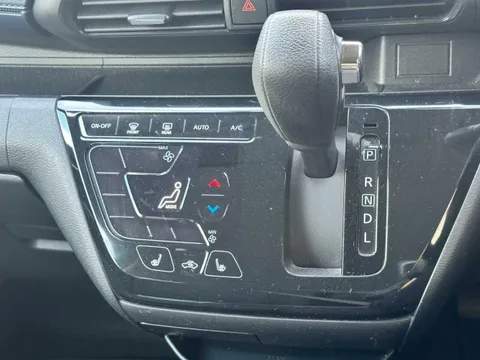Mitsubishi eK X