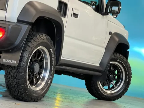 Suzuki Jimny Sierra