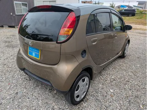 Mitsubishi I