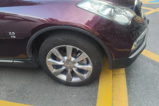 Infiniti QX50