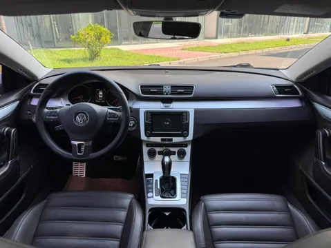 Volkswagen CC