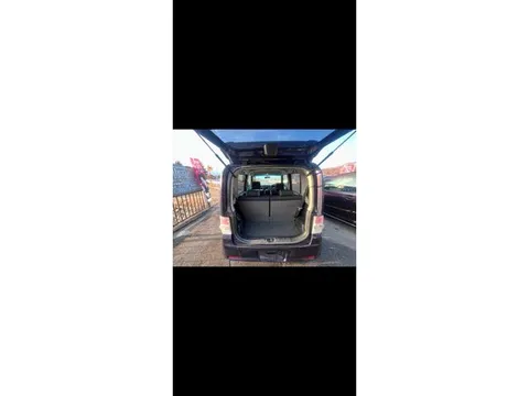Toyota Pixis Space
