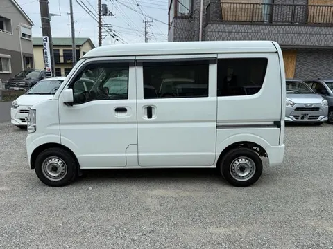 Nissan Clipper
