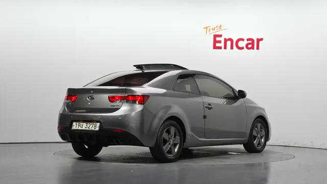 Kia Cerato (Forte)