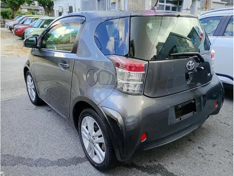 Toyota iQ