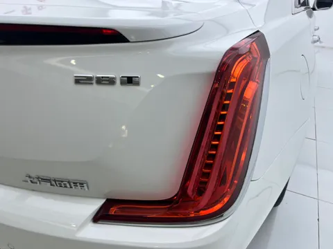 Cadillac XTS