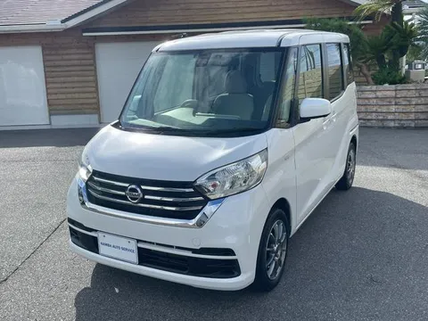 Nissan Dayz Roox