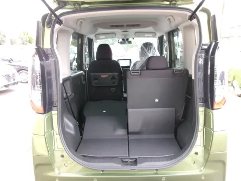 Mitsubishi eK X Space
