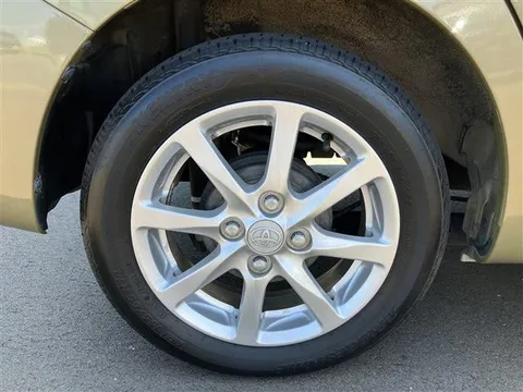 Toyota Pixis Mega