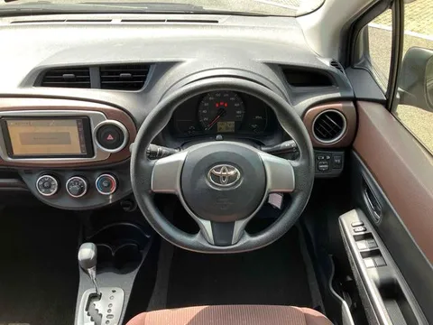 Toyota Yaris (Vitz)