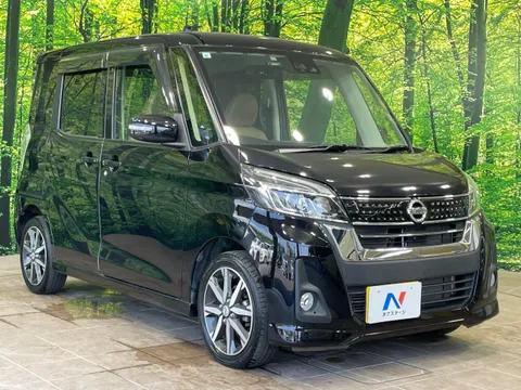 Nissan Dayz Roox