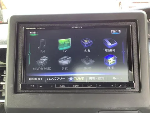 Honda N-BOX Custom