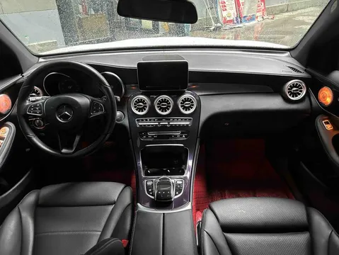 Mercedes-Benz Mercedes-Benz GLC