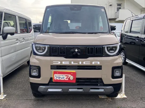 Mitsubishi Delica Mini